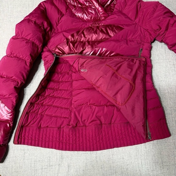 Lululemon Down Right Cozy Pullover Puffer Jacket Berry Rumble Winter Coat Size 4 - Picture 13 of 14